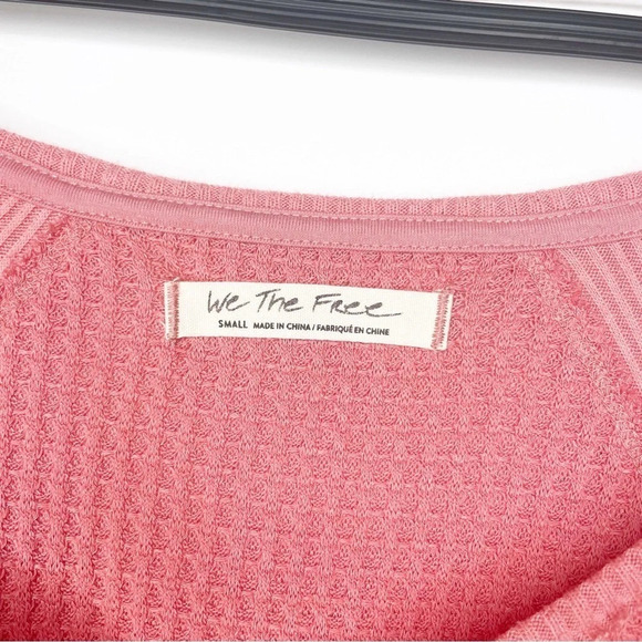 We The Free Santa Clara Oversized Coral Pink V-neck Size Small - Picture 2 of 5